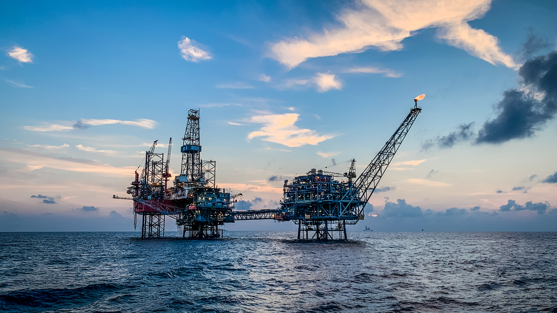 Przemysł naftowy FOR Industry Engineering